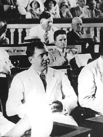 Huey Long speaking at the 1932 Democratic National Convention
